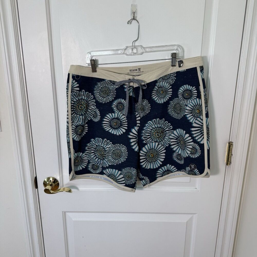 Roark Chiller Casablanca Boardshort Navy NWOT 38
